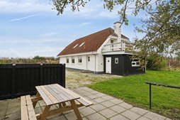 Frederikshavnsvej 225 og 3 andre boliger er kommet til salg denne uge i Sindal - se boligerne her.