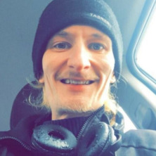 Dannis personlige rejse: Fra misbrug til håb i Odense