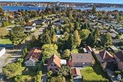 Hamborgskovvej 14 og 1 anden boliger er kommet til salg denne uge i Nykøbing F - se boligerne her.