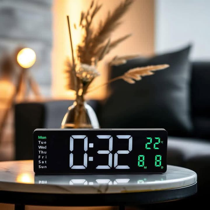 Få et moderne look med vores LED digitale vægur til kun 50 kr. hos Min Købmand Øster Bjerregrav