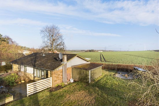 Solbakkevej 15 er til salg for kun 845.000 kr.: Se de billigste boliger til salg i Svenstrup J her