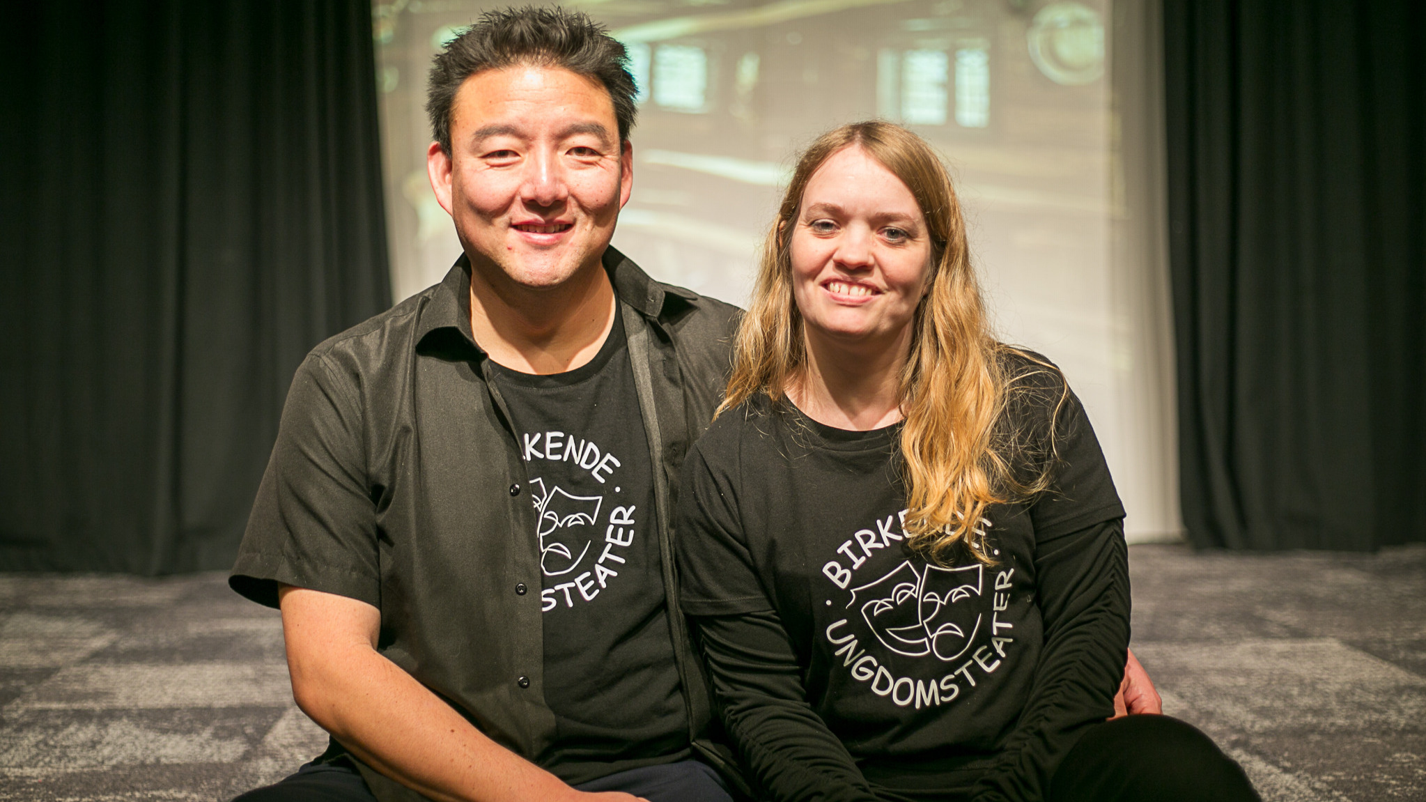 Parret bag Birkende Ungdomsteater bringer Skatteøen til live i Troelskærsalen