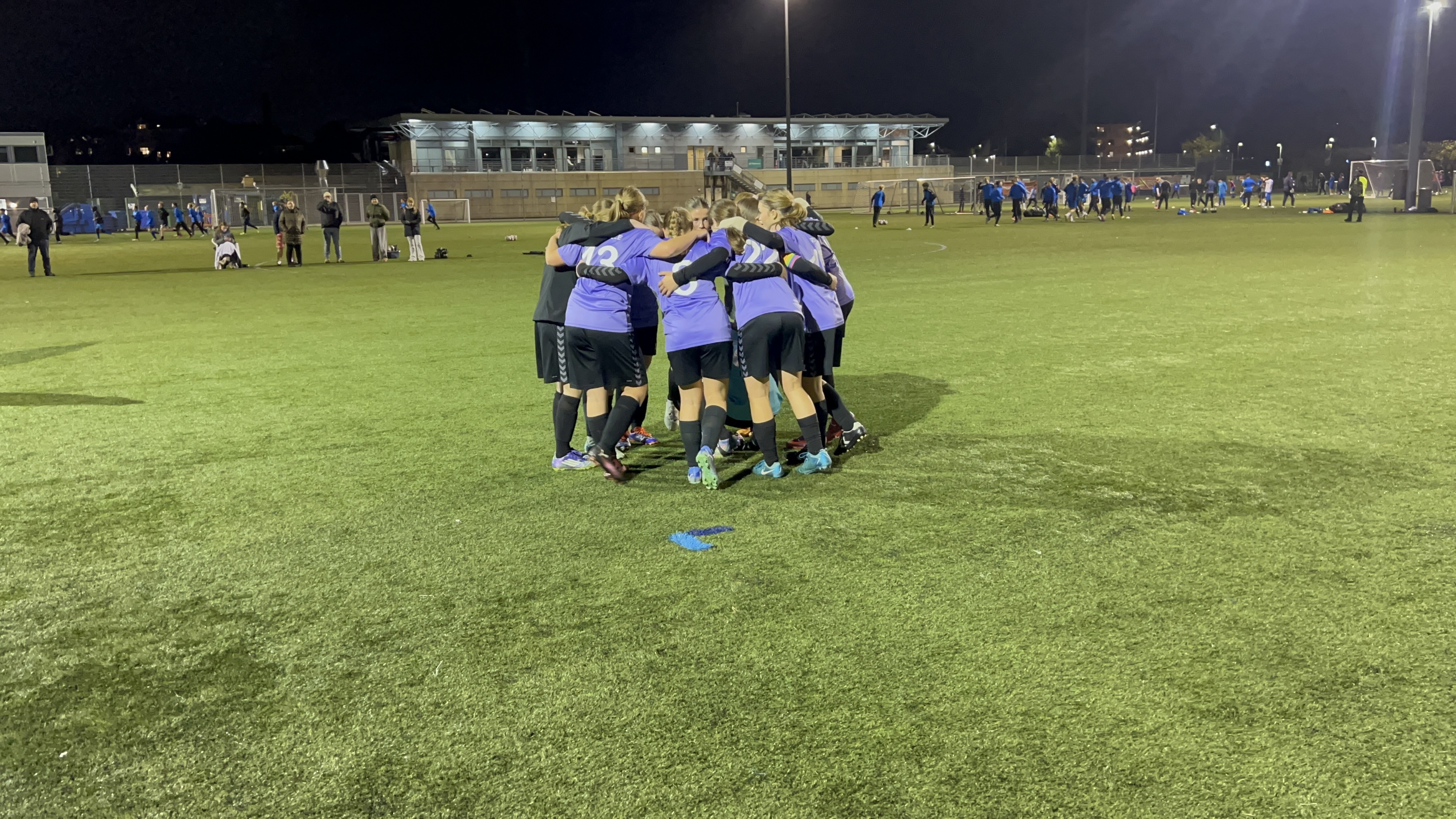 Faxe-Haslevs piger triumferer over Roskilde: Josés forsvarsspil baner vejen