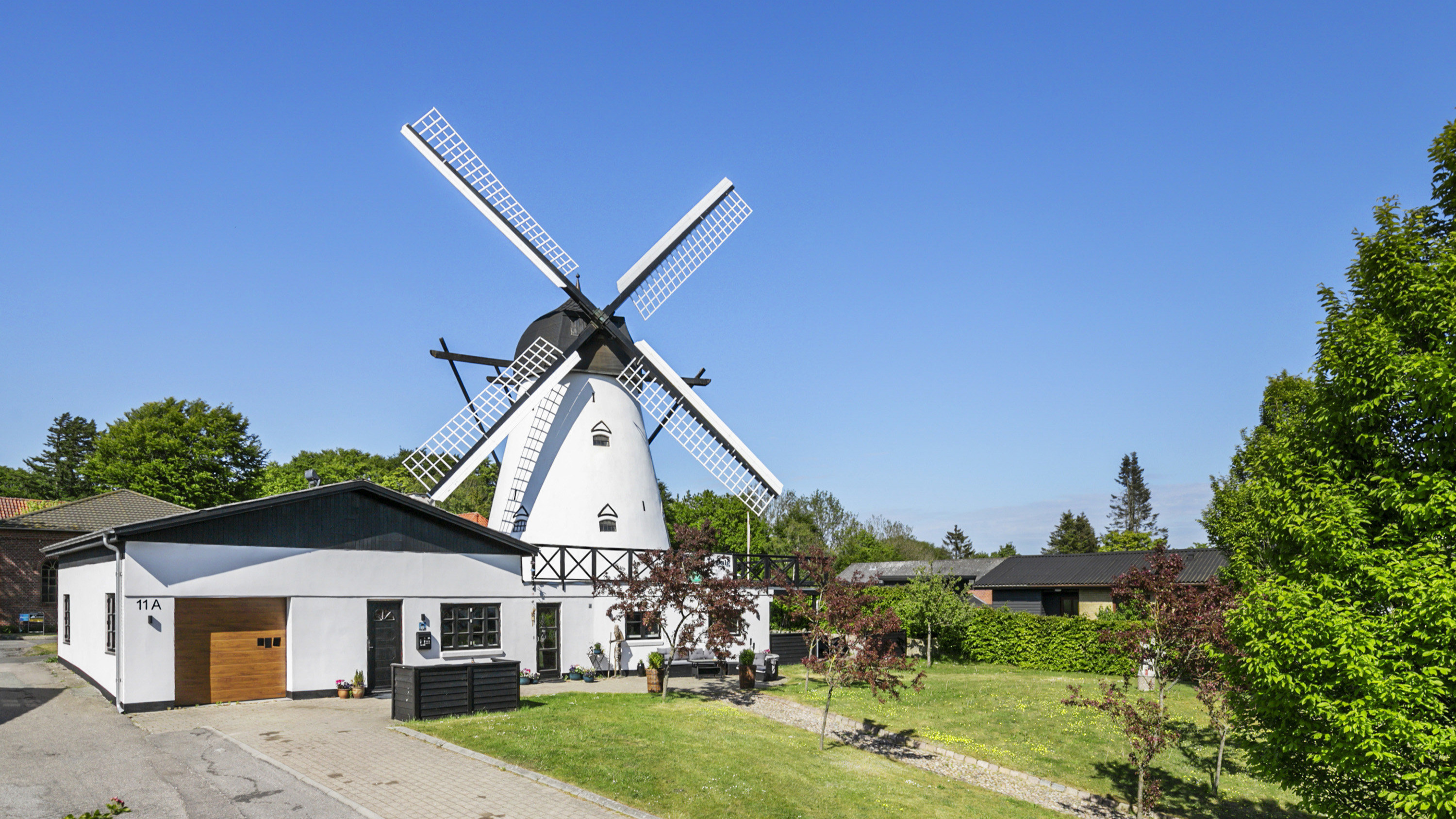 Historisk varetegn i Sindal totalrenoveret i 2020 - Indrettet som bolig