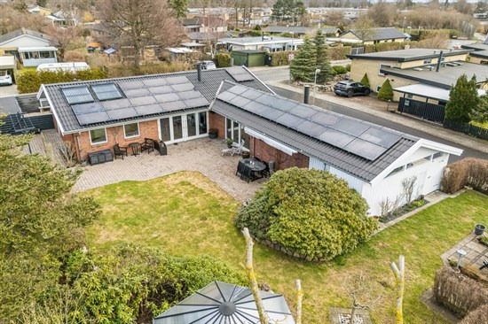 Egebjergvej 102 og 2 andre boliger er kommet til salg denne uge i Ballerup - se boligerne her.