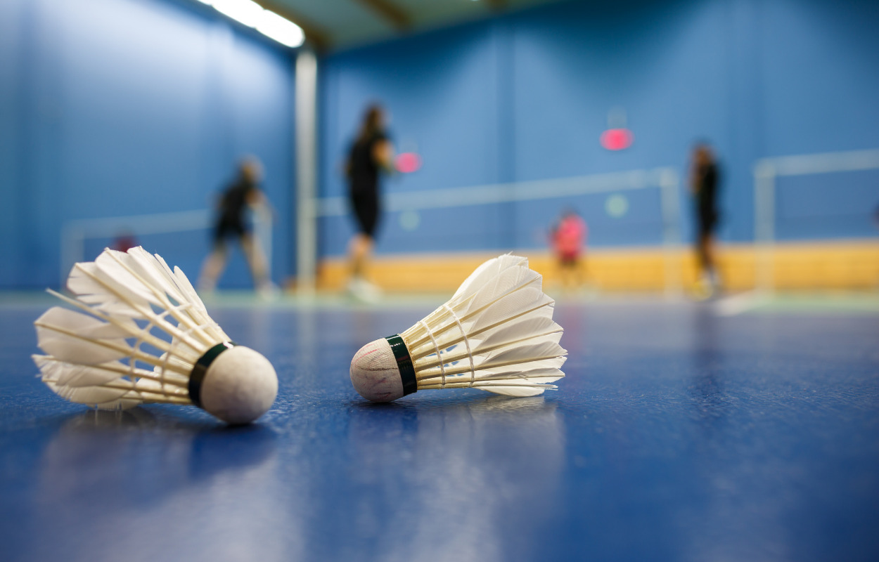 Fut i fjerbolden: Flere seniorer skal spille badminton