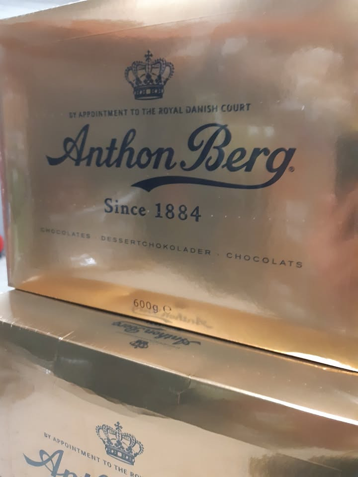 Anthon Berg guldæske til specialpris hos Meny Randers