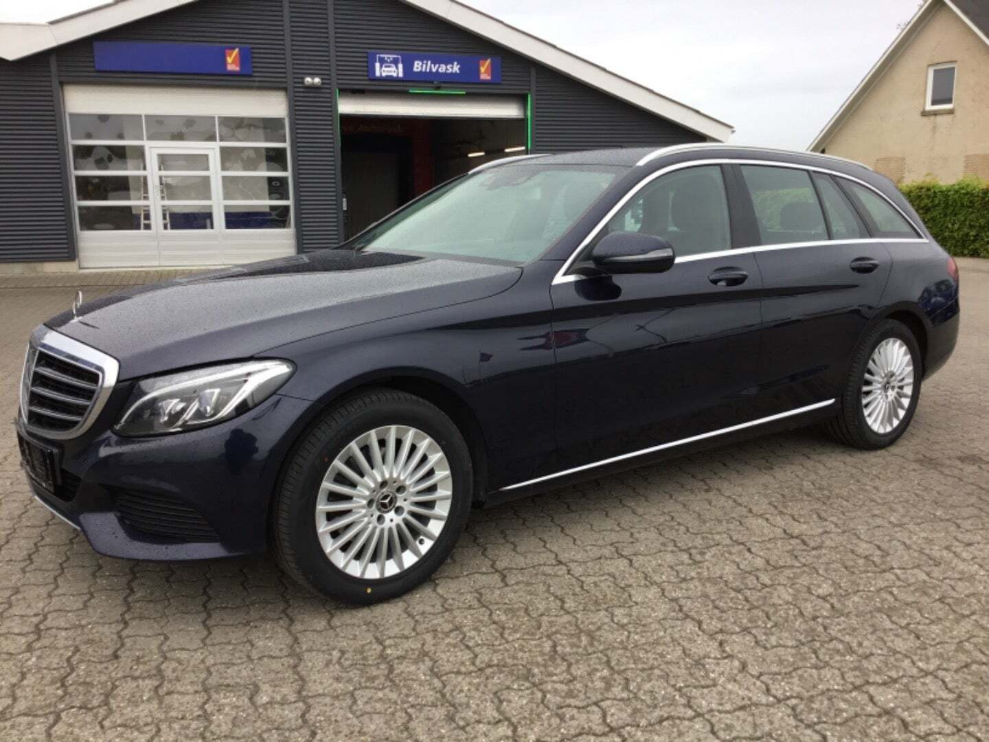 Pris op til 299.900 kroner! Se de dyreste biler til salg i Gørlev