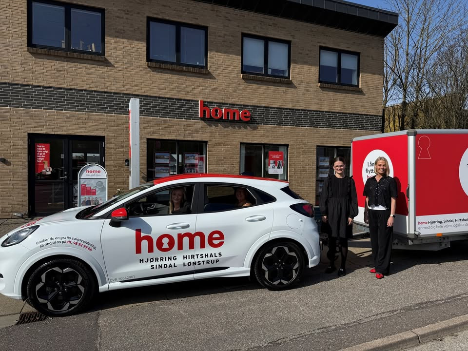 Home Hjørring præsenterer ny firmabil til byens gader