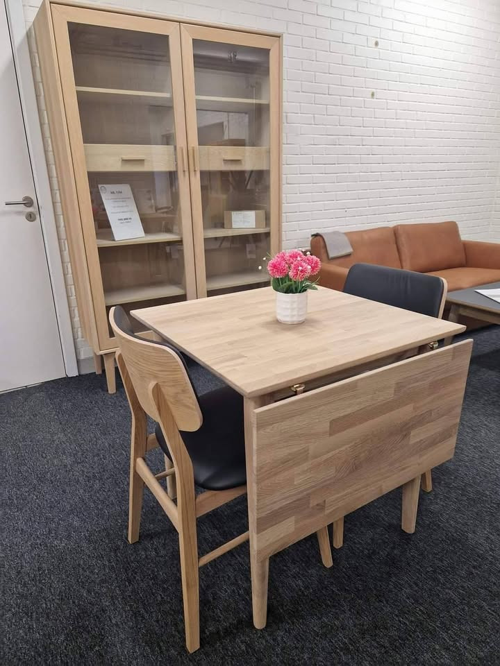 HOVELIND MØBLER præsenterer Arthur klap-spisebord i flere varianter og gratis levering