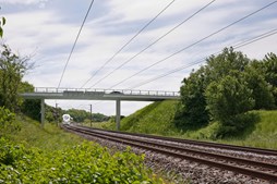 Nu lægger Banedanmark sporene på 32 km jernbane på Lolland