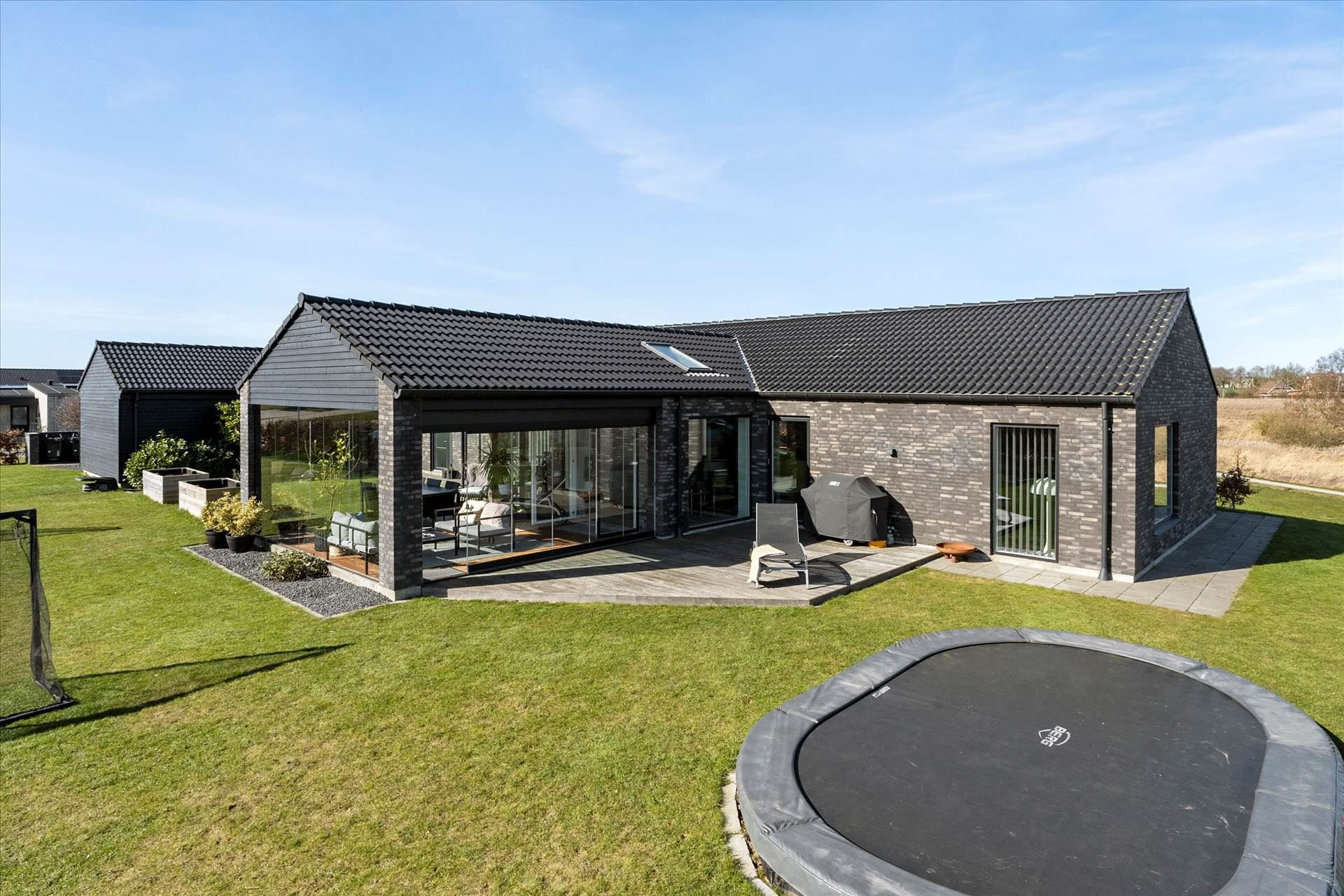 Eksklusiv bolig for 5.795.000 kr er netop kommet til salg i Hedensted - Se den og de dyreste boliger her