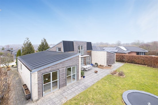 Laskedalen 93 og 1 anden boliger er kommet til salg denne uge i Brabrand - se boligerne her.