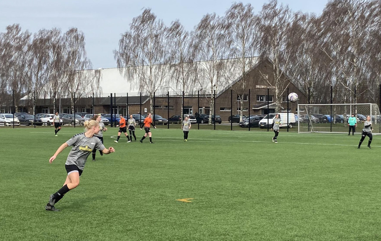 SMIFF-kvinderne smed pointene i sidste sekund: “Vi mødte et rigtig godt hold”