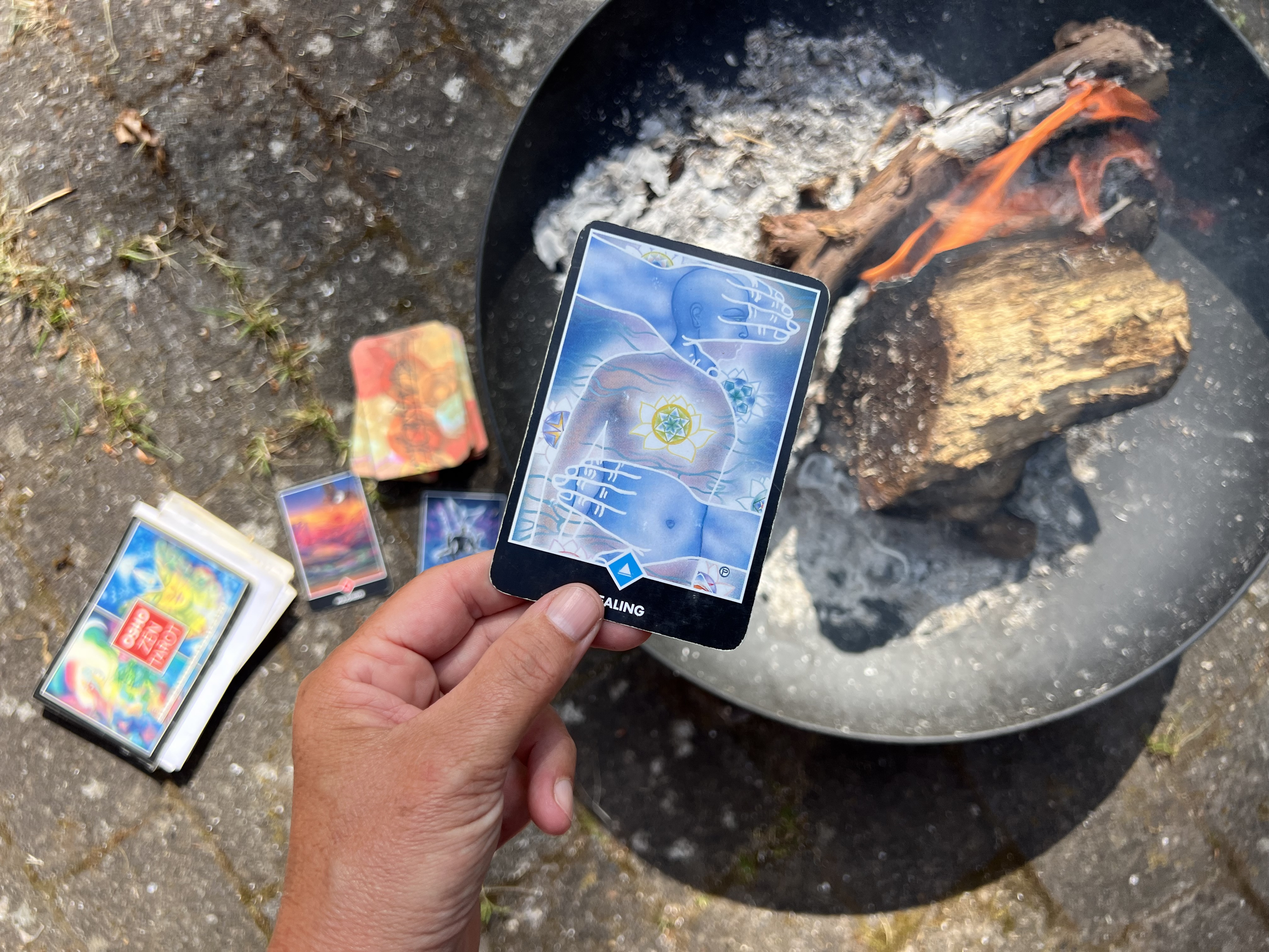 Bål, morgenkaffe og tarot: En sjælsnærende start på dagen i Bjerringbro