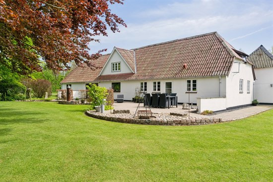 Top 6 over dyreste boliger til salg i Ørbæk. Priser op til 4.995.000 kr