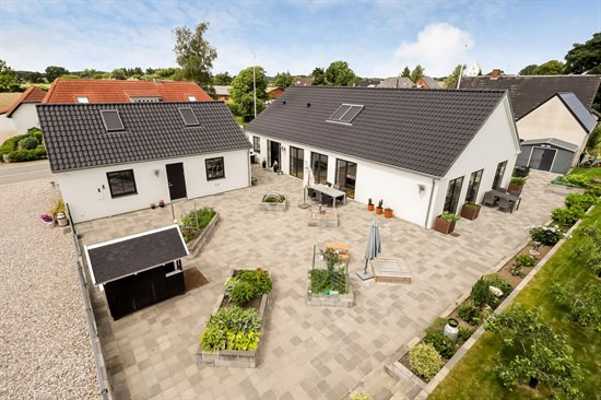 Top 6 over dyreste boliger til salg i Vester Skerninge. Priser op til 11.975.000 kr