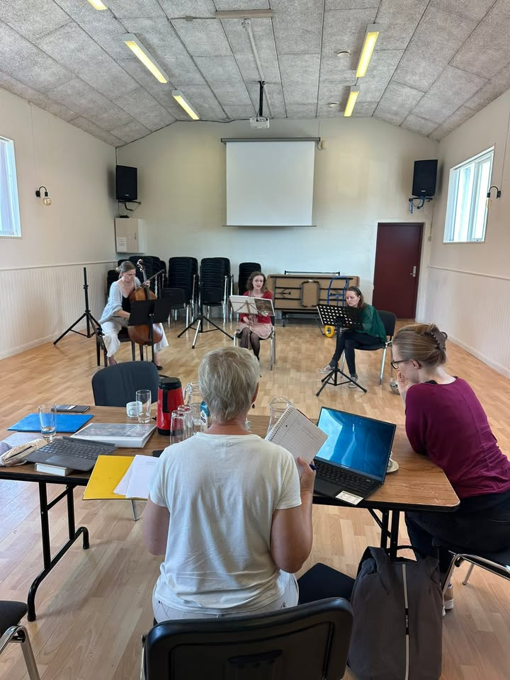 Operaen i Midten indleder prøver på Maja og den magiske sofa