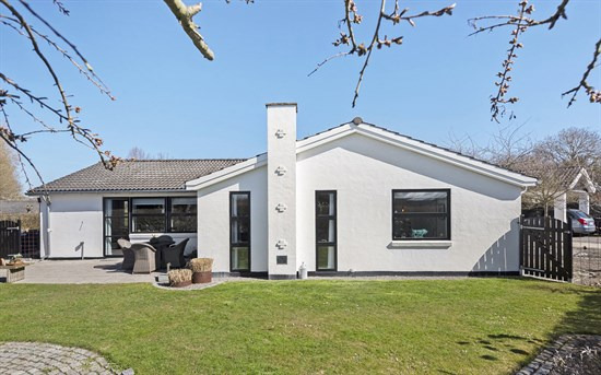 For 3.895.000 kr Møllebakken 6 - Se priserne på de dyreste boliger til salg i Herfølge