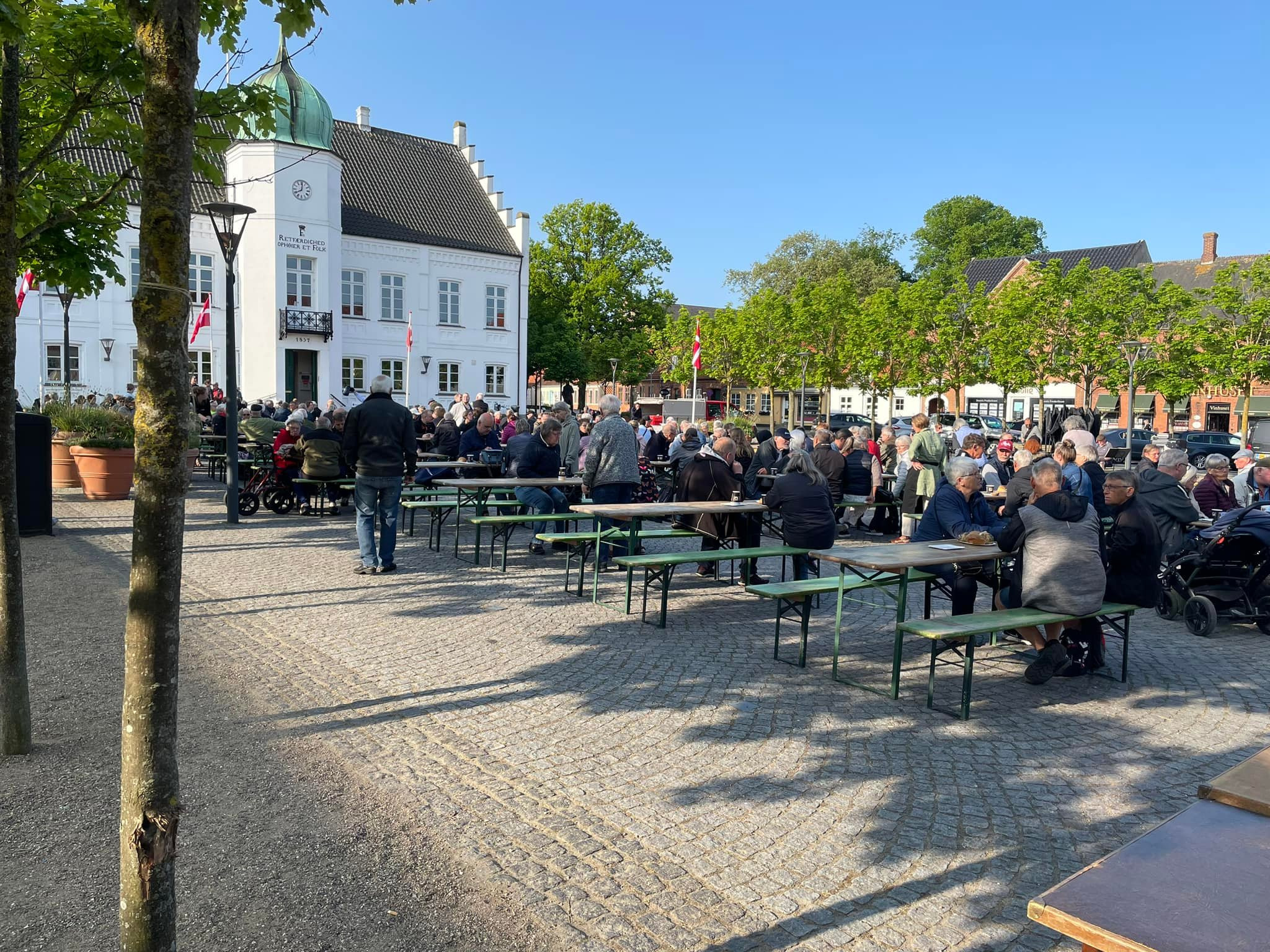 Morgenbrød og kaffe på Maribo Torv: En tak til byens borgere