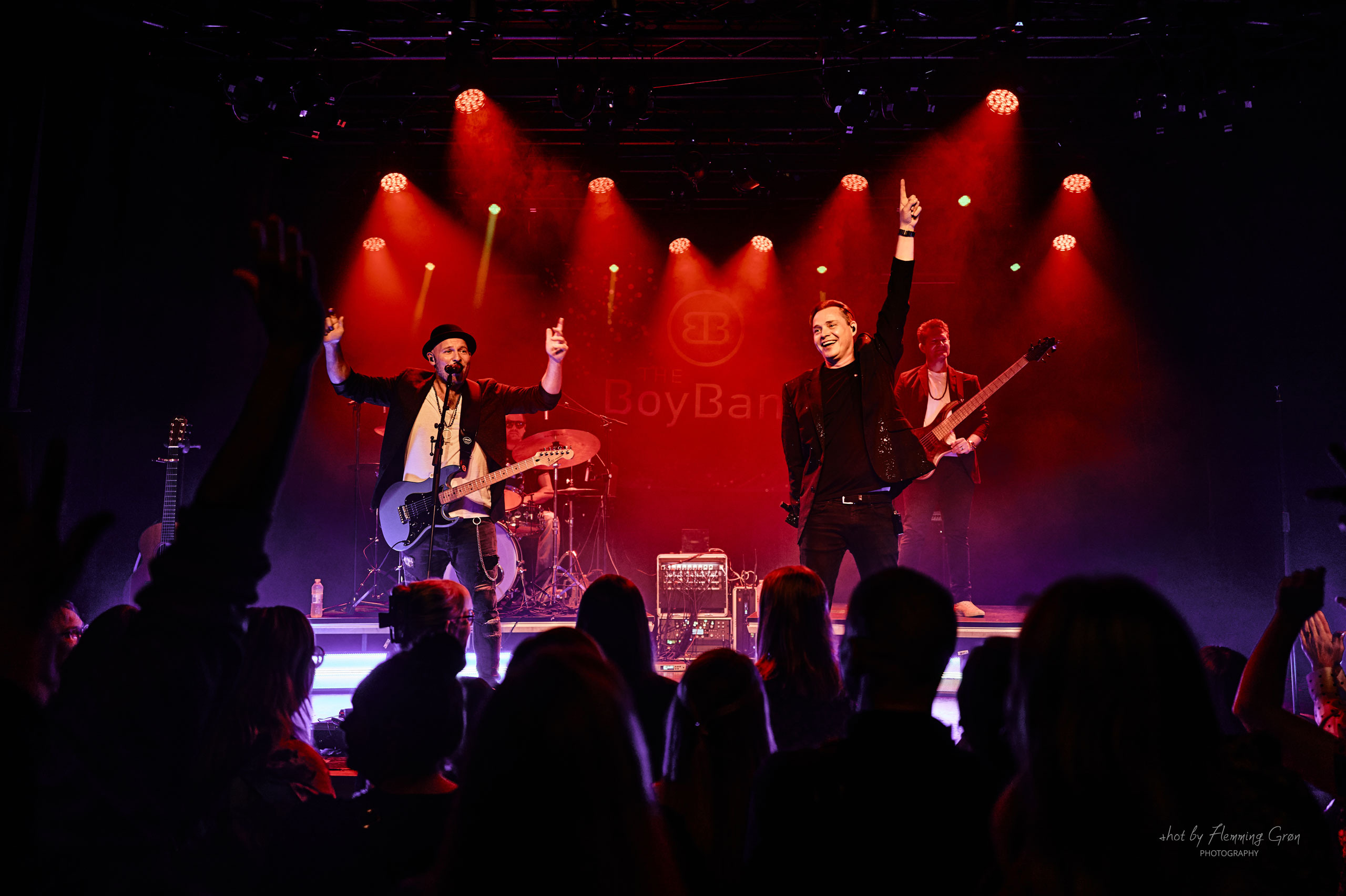 Relight my fire: En aften med boybandhits i Svendborg