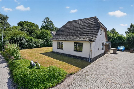 Øllemosevej 1 er til salg for kun 695.000 kr.: Se de billigste boliger til salg i Haslev her
