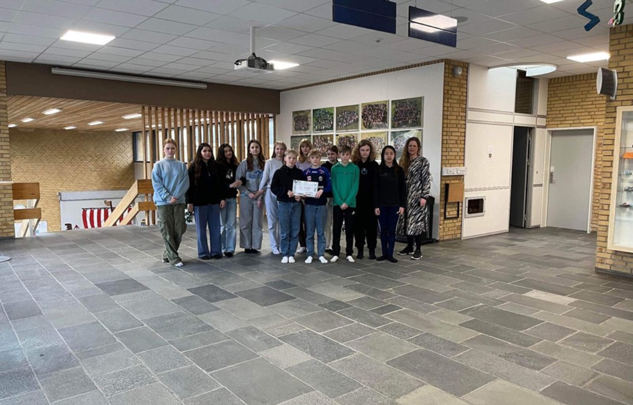 Tryghed i trafikken: Ådalskolens skolepatrulje får fornem hæder