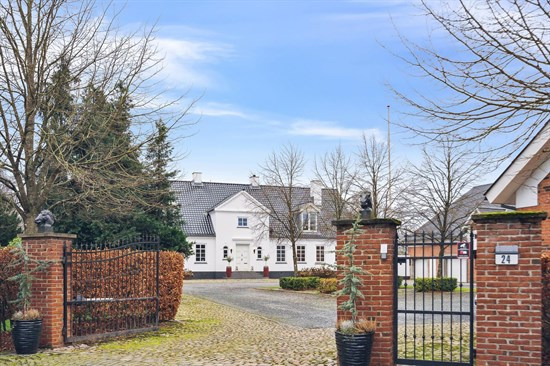 Top 6 over dyreste boliger til salg i Kolding. Priser op til 16.000.000 kr