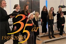 Fejr Lystrup Kirkes 35-års jubilæum med en festlig koncert