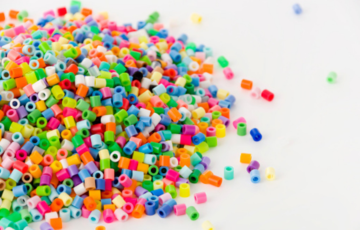 Perleplad(d)er med Under Regnbuen på Skive Bibliotek