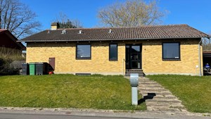 Til salg hos EDC Ejendomsgruppen: Villa med 4 værelser tæt på Limfjordsskolen