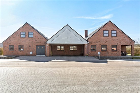 Luksus til salg: Jernbanevej 52 til 3.495.000 kr – Se Højslevs dyreste boliger her