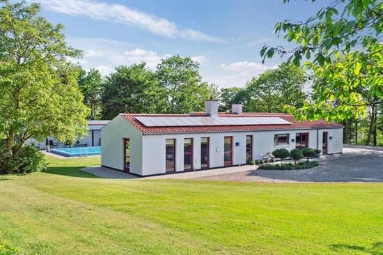 Top 6 over dyreste boliger til salg i Brædstrup. Priser op til 9.450.000 kr