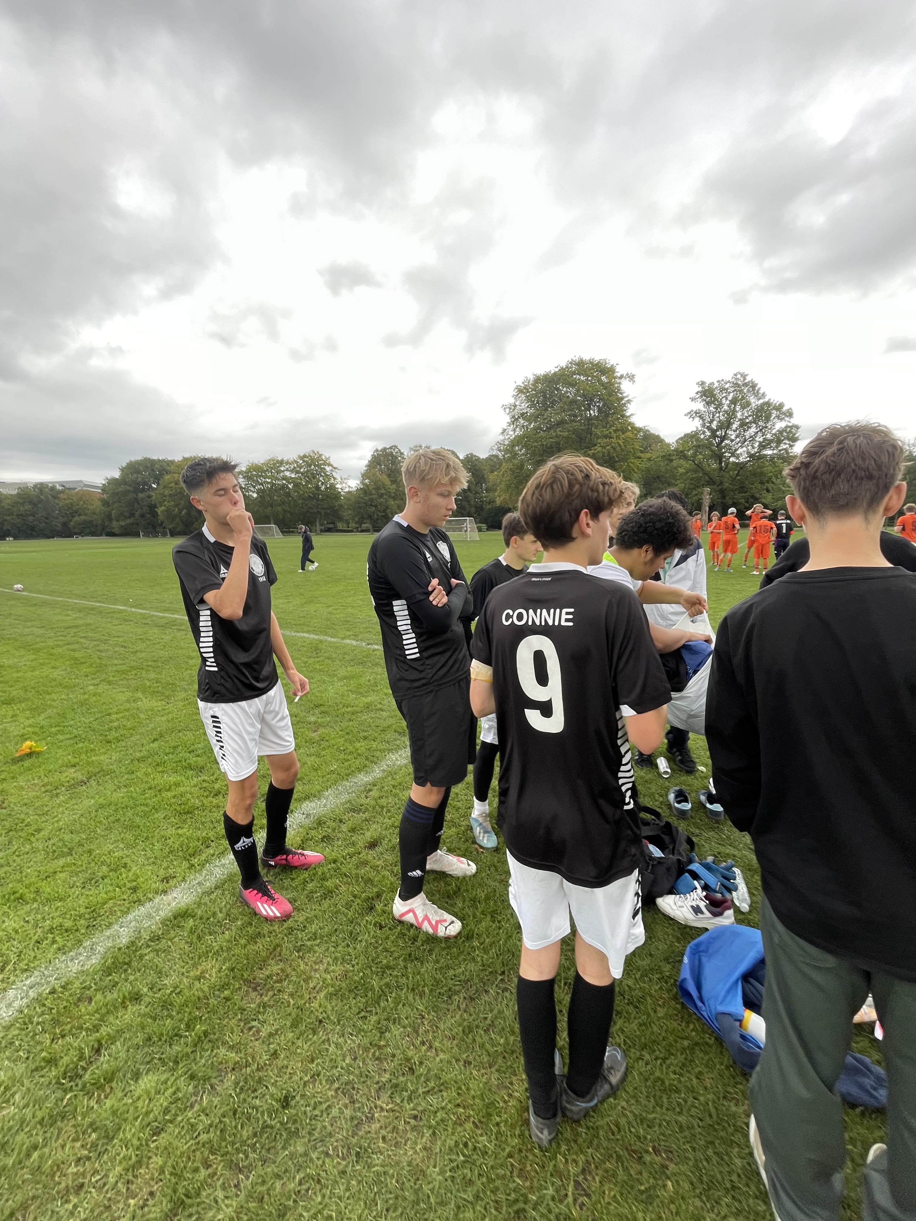 Handelsstandens Boldklub brugte for lang tid på at komme i gang og indkasserede smalt nederlag