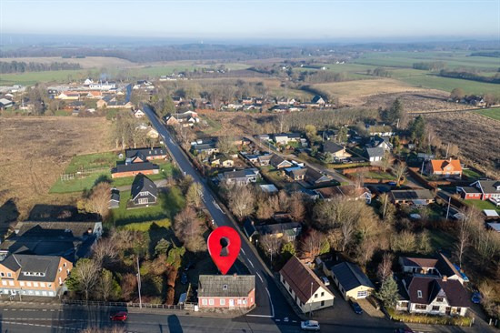 Viborgvej 246 og 1 anden boliger er kommet til salg denne uge i Hammel - se boligerne her.