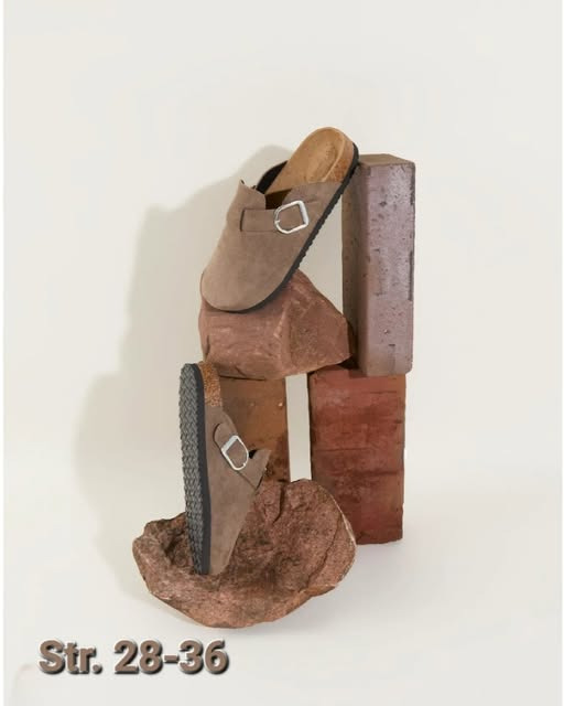 Børneshoppen Brønderslev genopfylder bestseller sandaler i størrelse 28-36