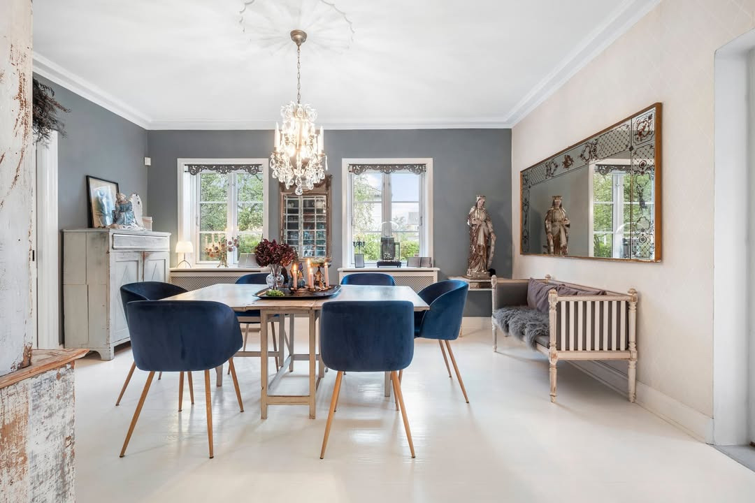 Herskabsvilla i Aalborg: Oplev elegant bolig og ideel beliggenhed hos Ejendomsmæglerne Hansen & Thoft