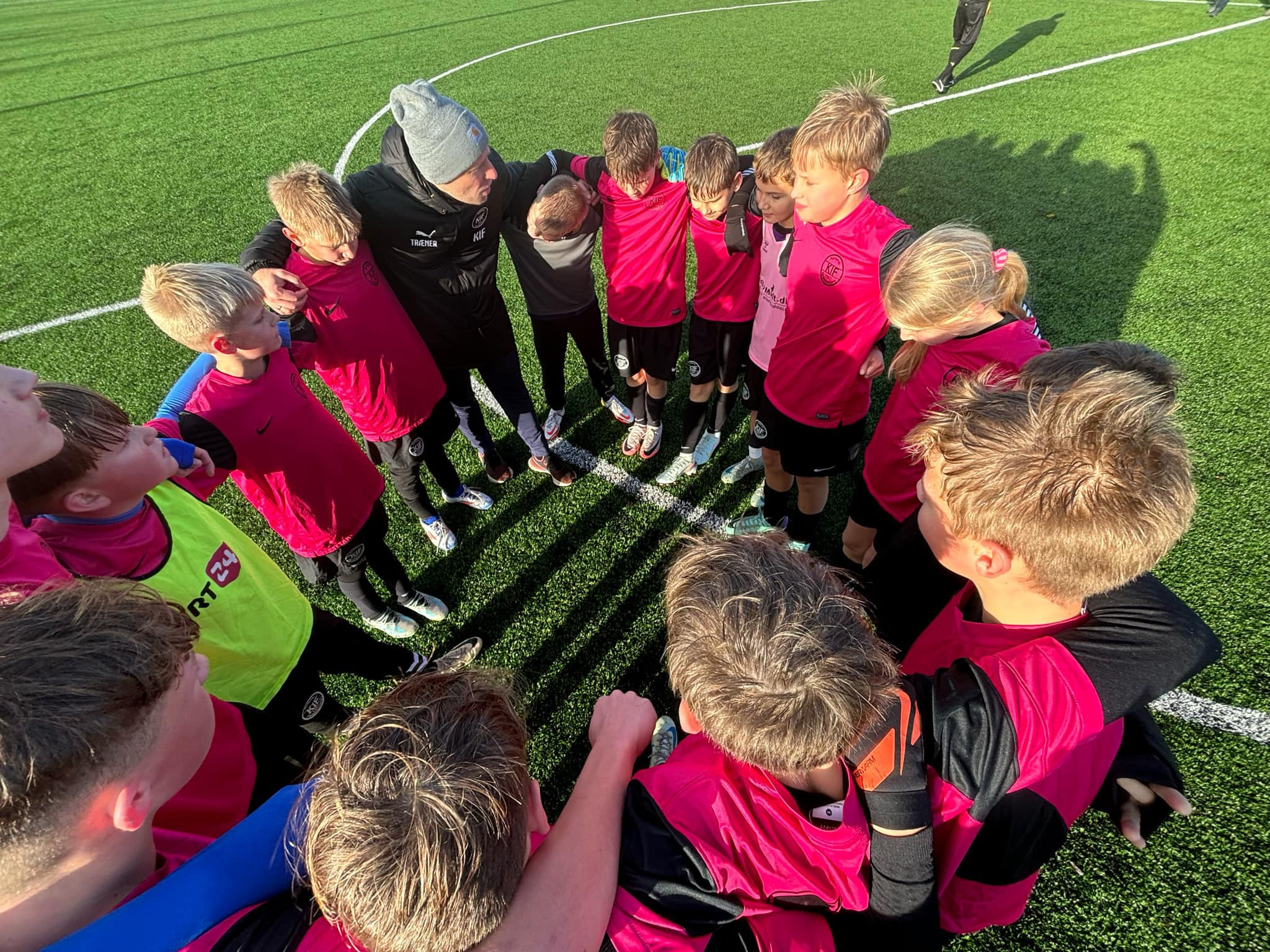 Kjellerup IF triumferer med offensiv styrke mod Måbjerg IF