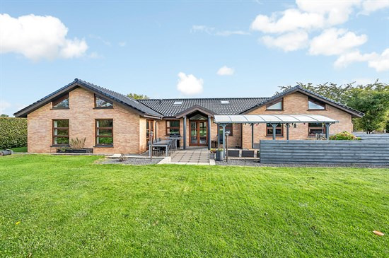 Top 6 over dyreste boliger til salg i Harlev. Priser op til 7.495.000 kr