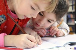 Aalborg Kommune åbner for digital indskrivning til skolestart 2025