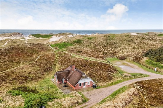 Eksklusiv bolig for 4.250.000 kr er netop kommet til salg i Hvide Sande - Se den og de dyreste boliger her