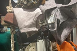 Nyd 20% rabat på eksklusive cashmere trøjer hos NEW&SECOND