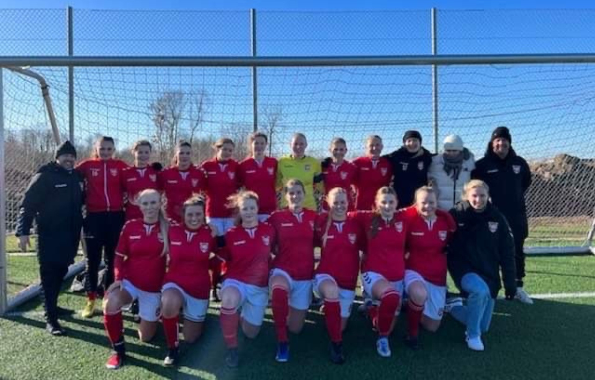 VB-pigerne imponerede langt hen ad vejen trods nederlag: “Vi kan sagtens være skuffede i dag“