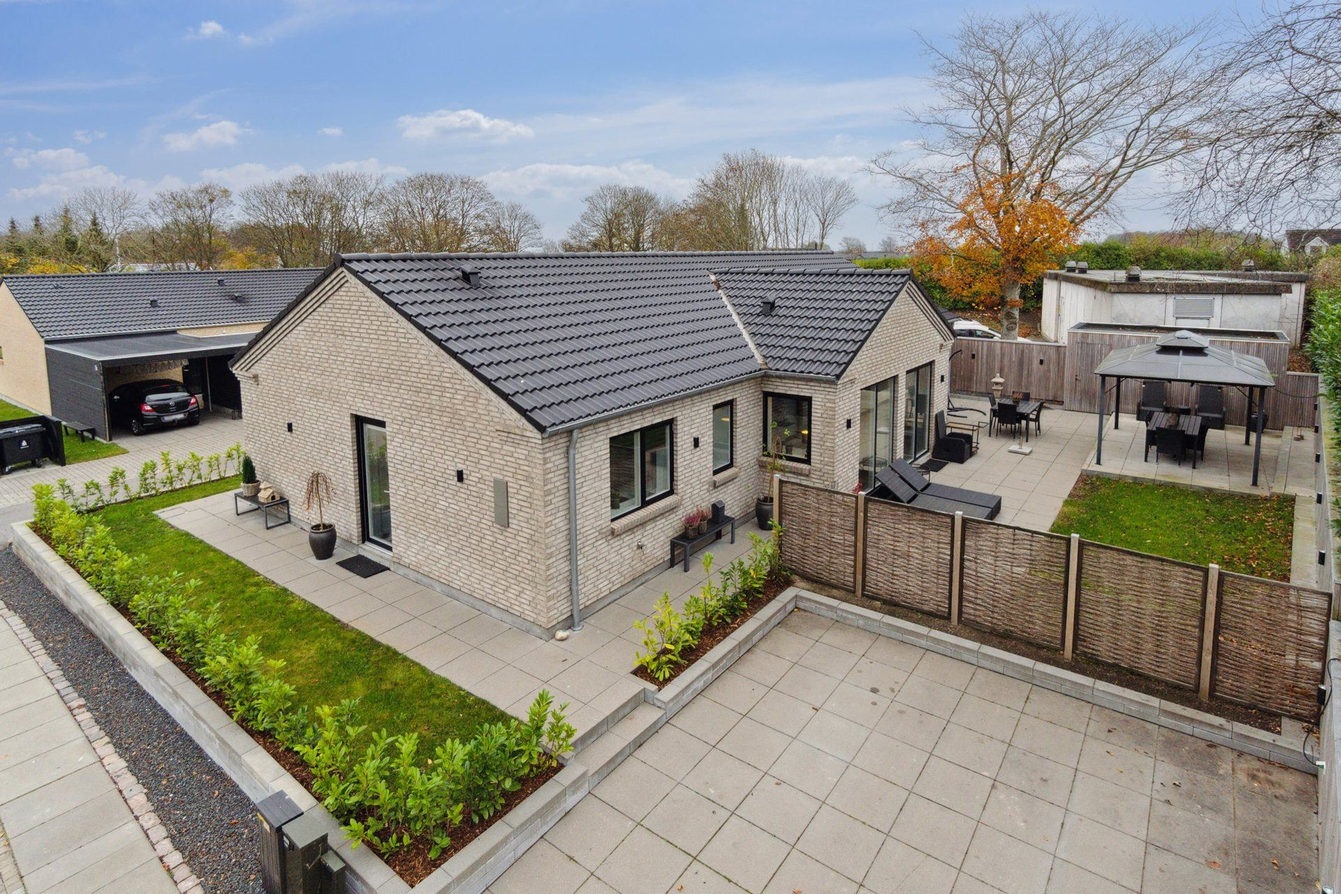 Drømmer du om luksus? For 3,5  mio. kroner er Septembervej 1G kommet til salg - Se den og de dyreste boliger til salg her