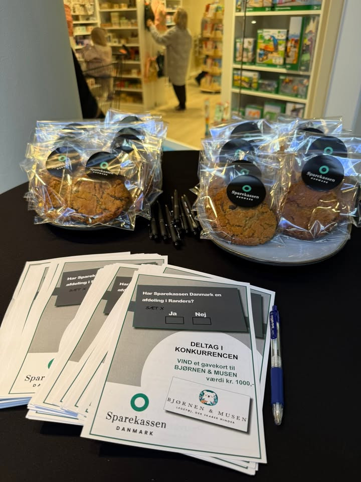 Sparekassen Djursland deltager i åbningsfest af legetøjsbutik i Randers Storcenter