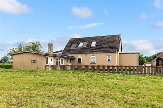 Veddevej 58 er til salg for kun 749.000 kr.: Se de billigste boliger til salg i Stenlille her