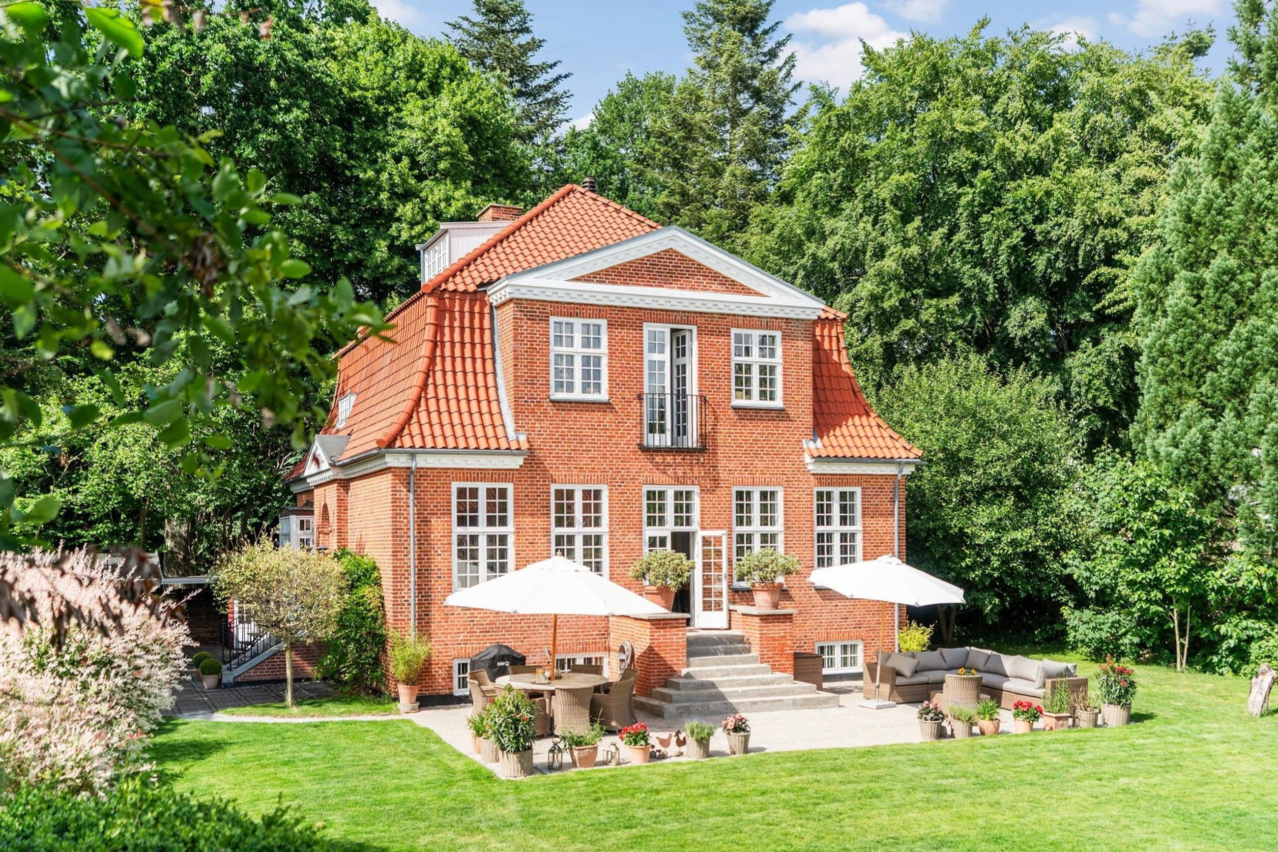 Luksus til salg: Ryvej 24 til 20,0  mio. kroner – Se Virums dyreste boliger her