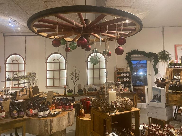 Fru Hansens Butik & Café udlodder lækre præmier i julemarkedskonkurrence