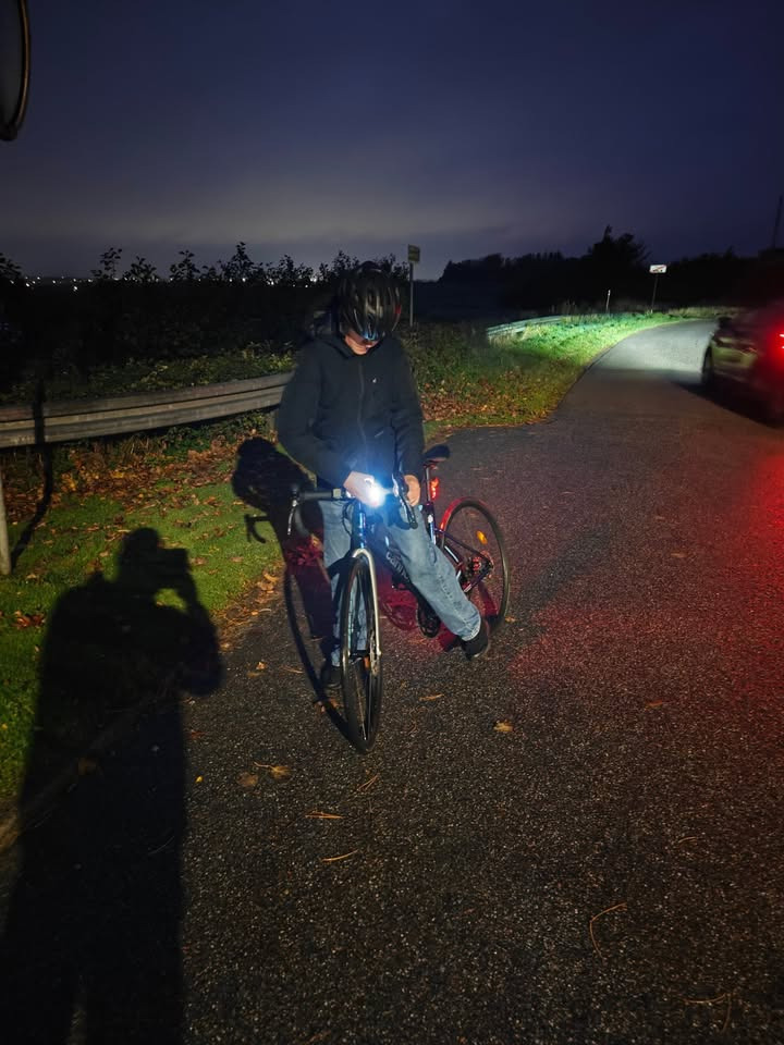 Efteråret kalder på cykelsikkerhed: Specialisten tilbyder et bredt udvalg af cykellygter