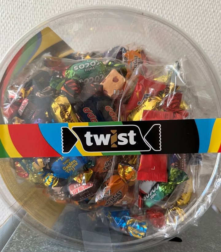 Meny Gl. Skagensvej tilbyder rabat på Twists store bøtte til december hygge